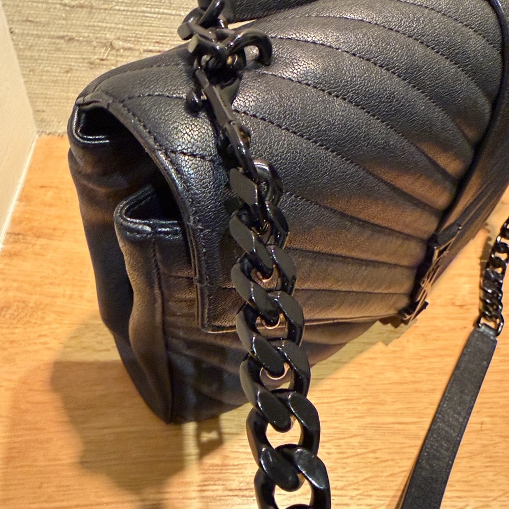 Saint Laurent “College” Large Matelassé Chevron YSL Leather Bag – Black-on-Black - Picture 13 of 14